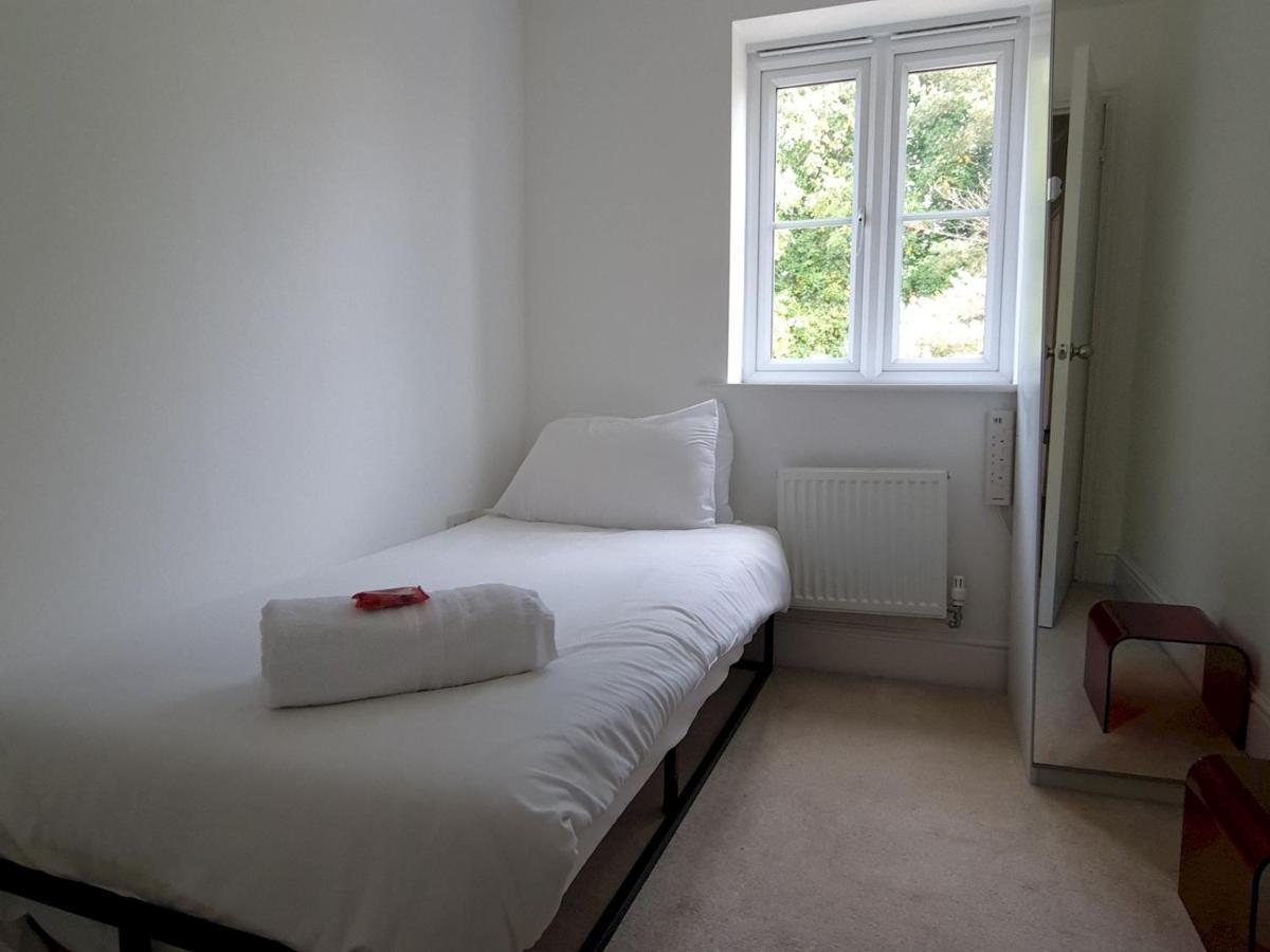 Pass The Keys Well Located Modern 5 Bedroom House Birmingham Buitenkant foto